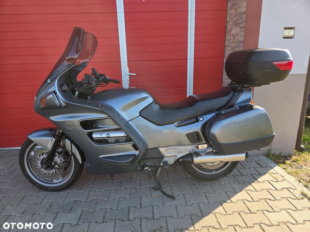 Honda ST - 4