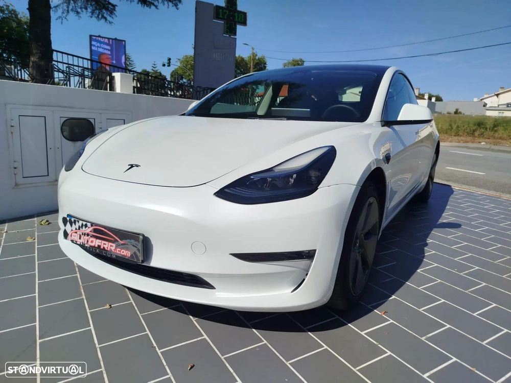 Tesla Model 3 Long Range Tração Traseira - 3