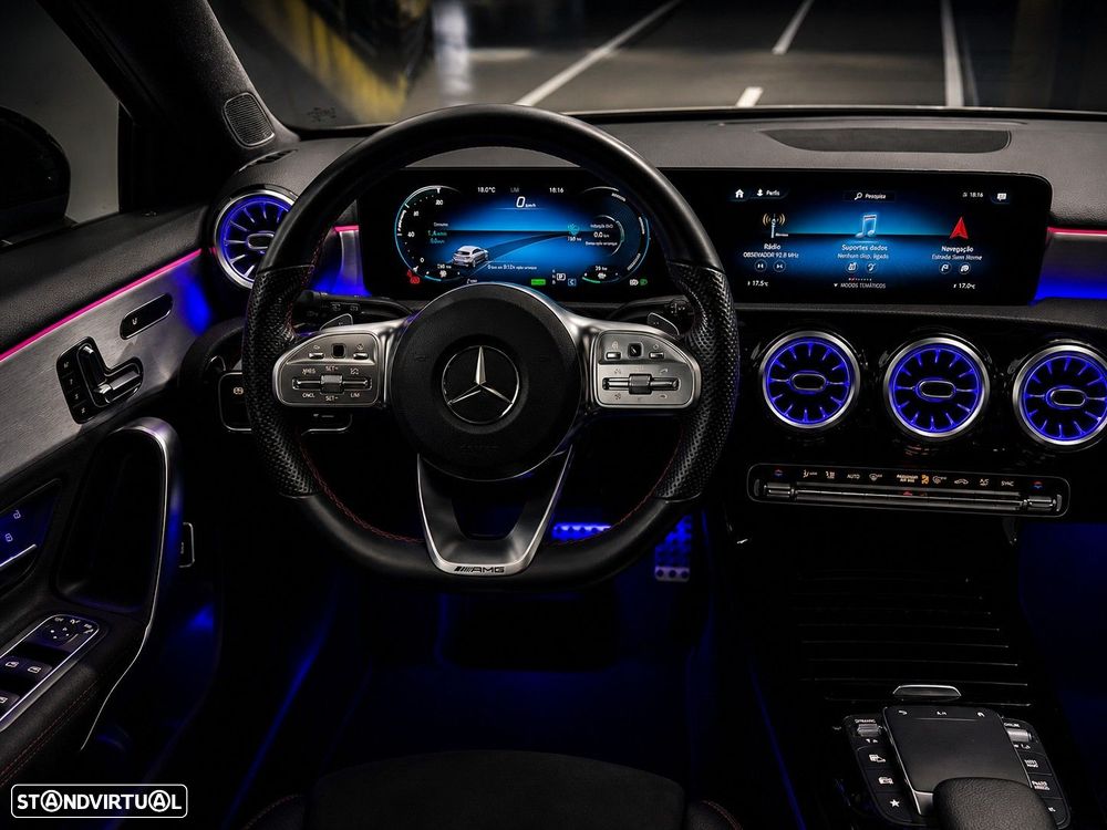 Mercedes-Benz A 180 7G-DCT AMG Line - 13