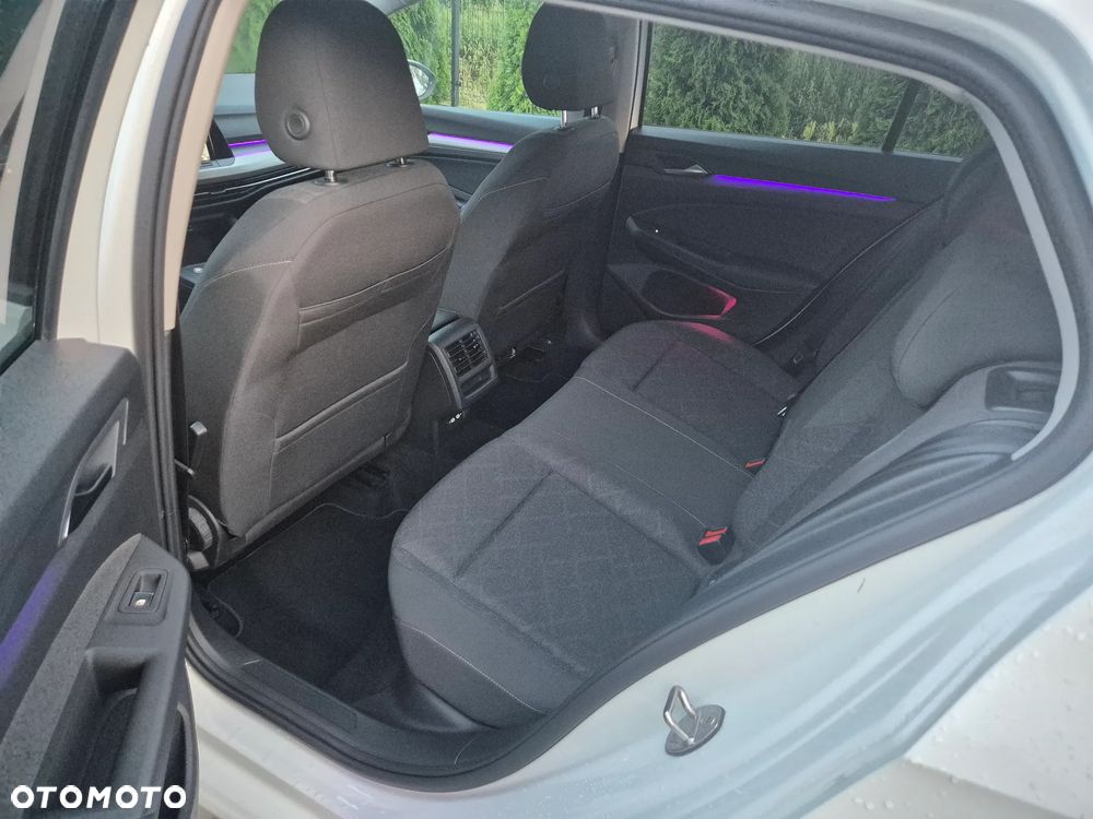 Volkswagen Golf 2.0 TDI SCR Energy - 14