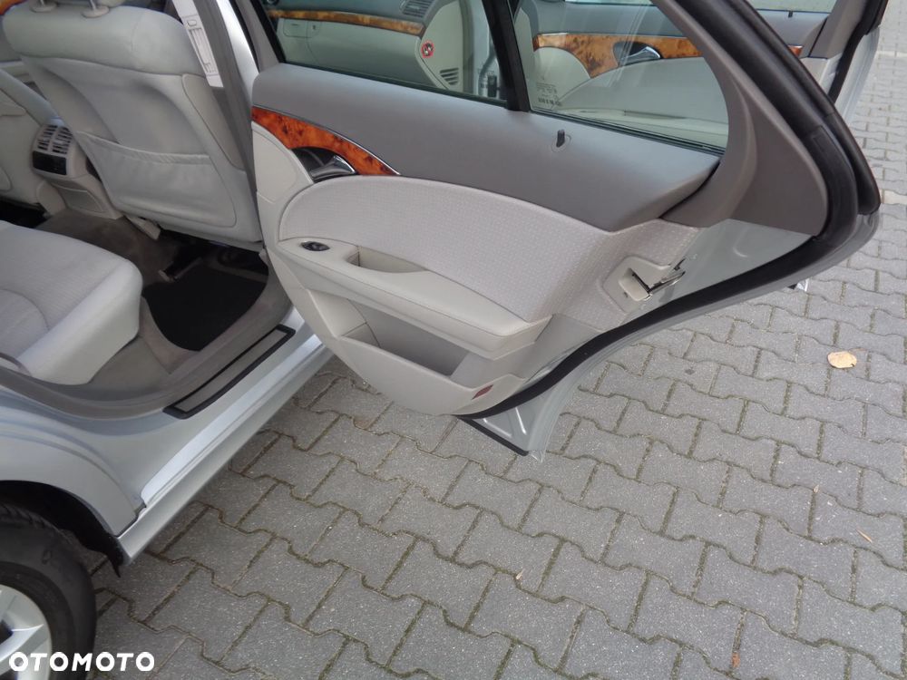 Mercedes-Benz Klasa E 220 CDI Elegance - 33