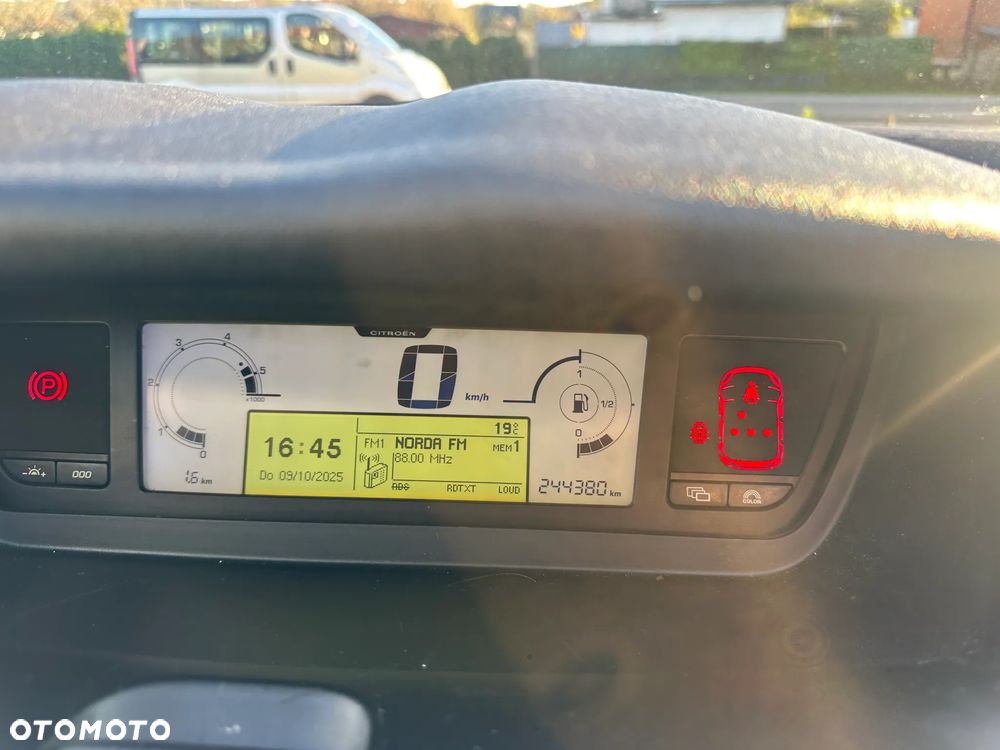 Citroën C4 Picasso 1.6 HDi FAP CoolTech - 22