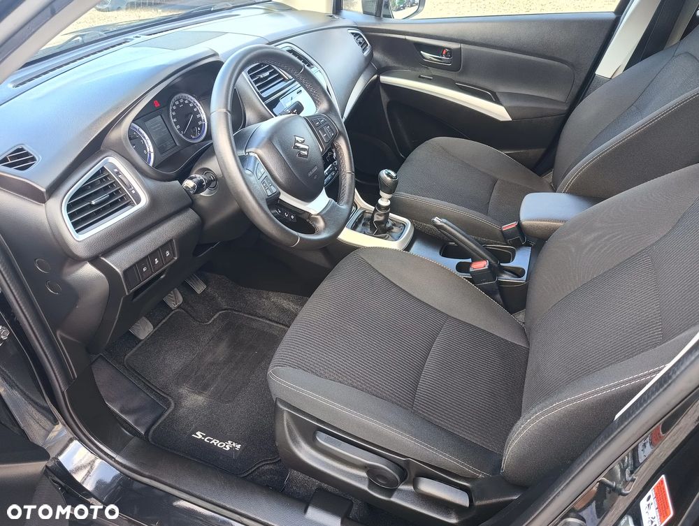 Suzuki SX4 S-Cross 1.4 T Premium - 14