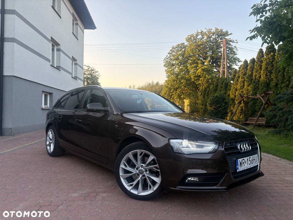 Audi A4 Avant - 1