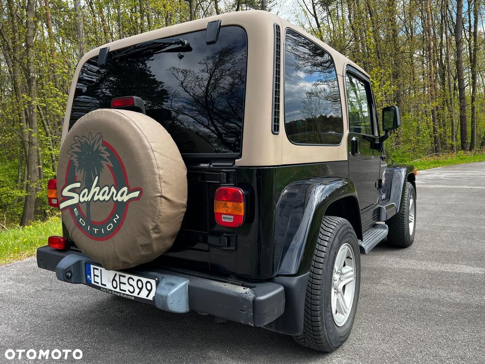 Jeep Wrangler 4.0 Sport - 19