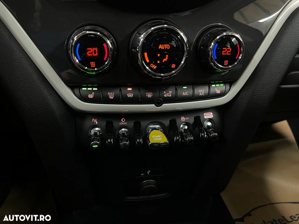 Mini Countryman Cooper S E ALL4 AT - 23