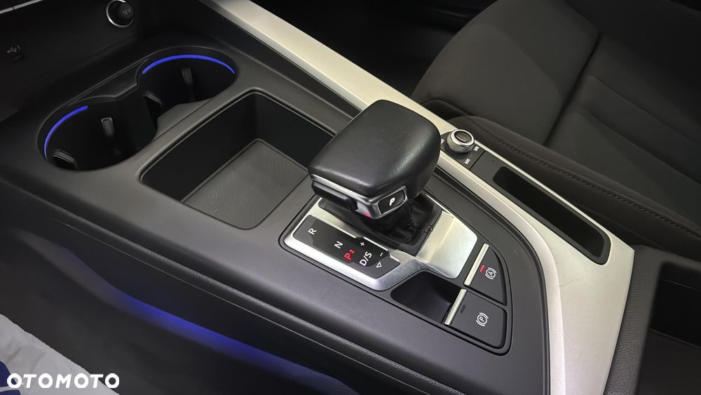 Audi A4 Avant 40 TFSI mHEV Advanced S tronic - 16