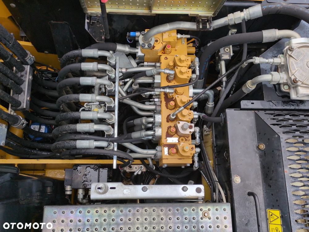 Caterpillar 316D - 11