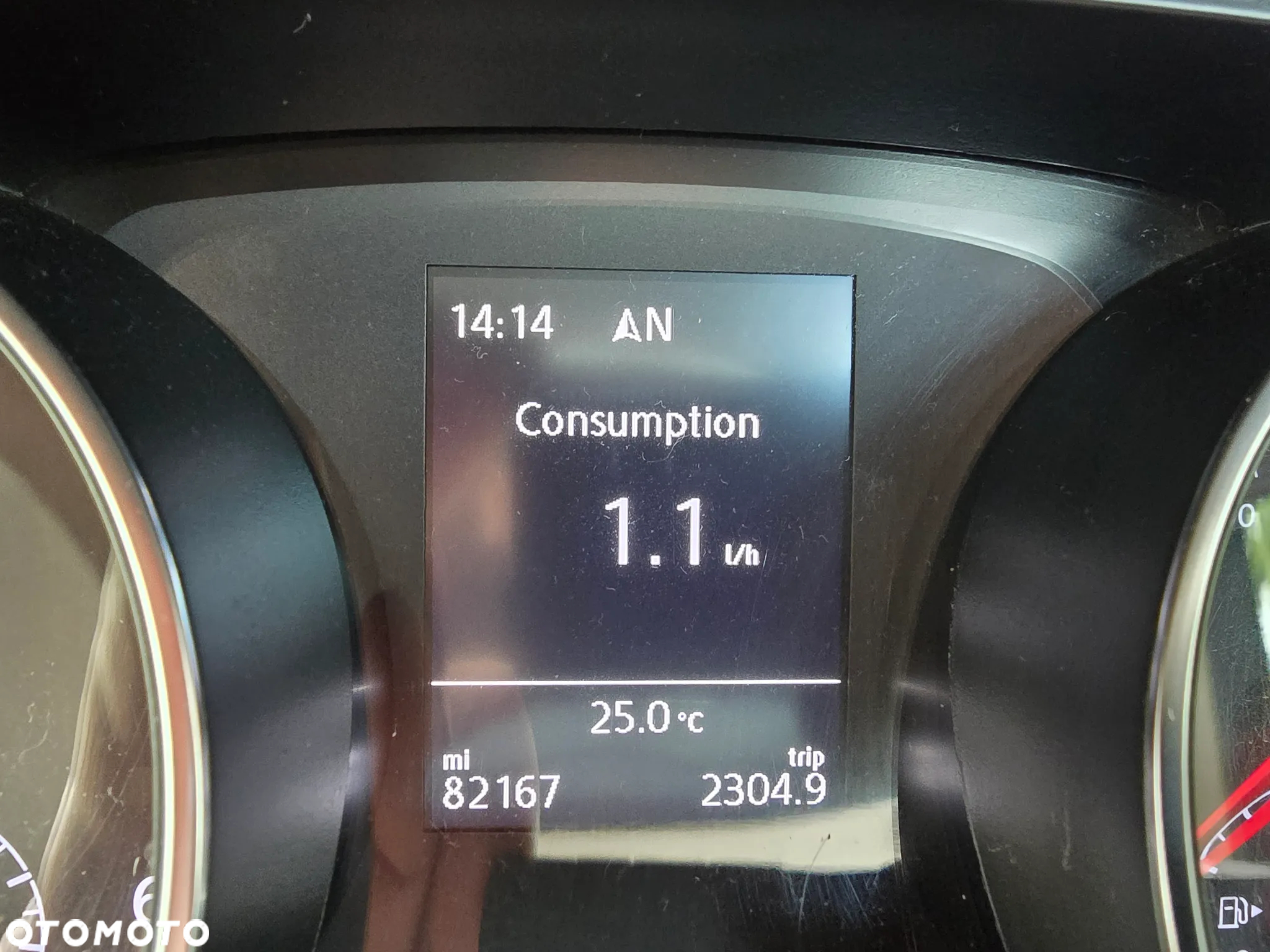 Volkswagen Touran - 26