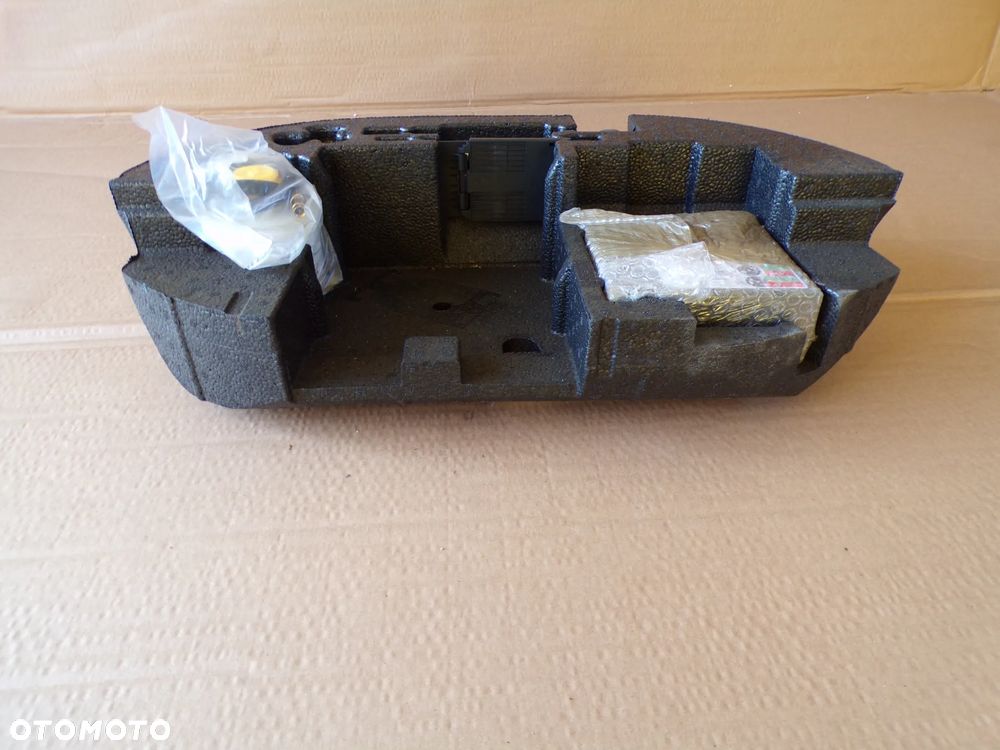 ZESTAW NAPRAWCZY STYROPIAN KOŁA ZAPASOWEGO PEUGEOT 208 II OPEL CORSA F ELEKTRYK - 2