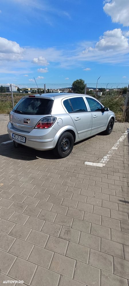 Opel Astra 1.6 Enjoy - 4