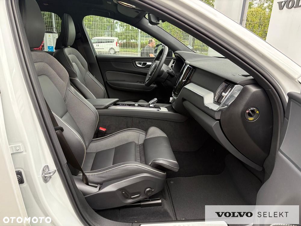 Volvo XC 60 - 30