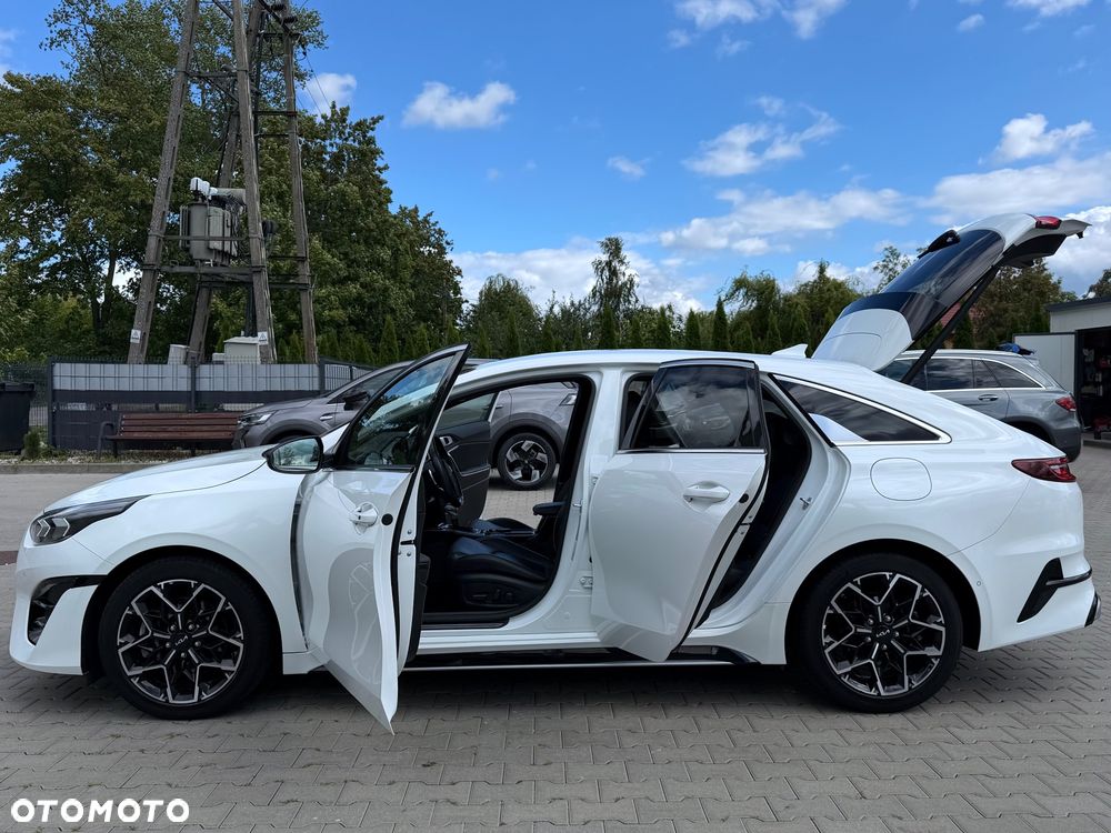 Kia ProCeed 1.5 T-GDI DCT7 OPF GT LINE - 18