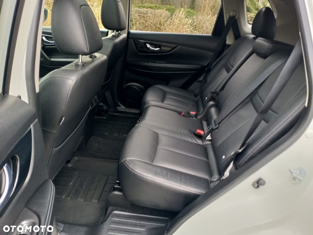 Nissan X-Trail 2.0 dCi Xtronic Acenta - 25