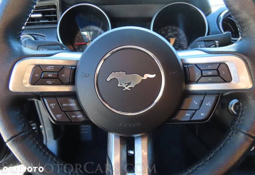 Ford Mustang 2.3 EcoBoost - 28