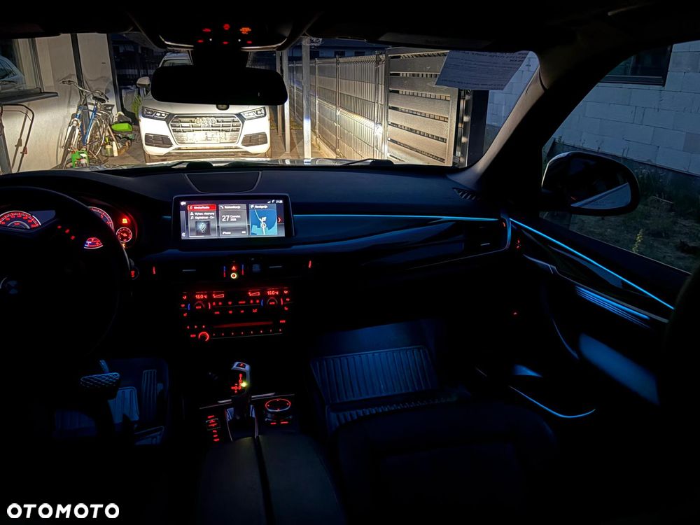 BMW X5 xDrive35i - 37