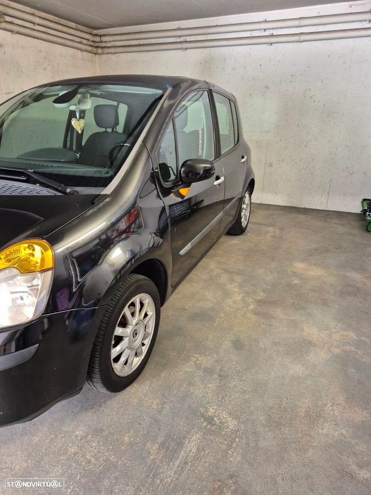 Renault Modus - 2