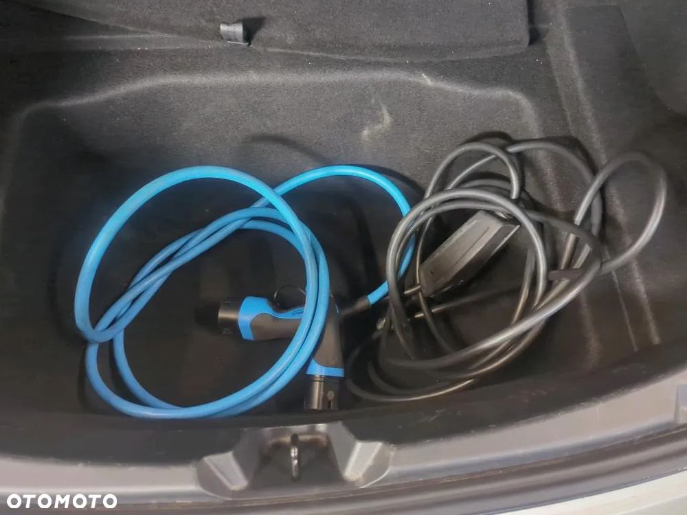 Tesla Model 3 RWD - 11