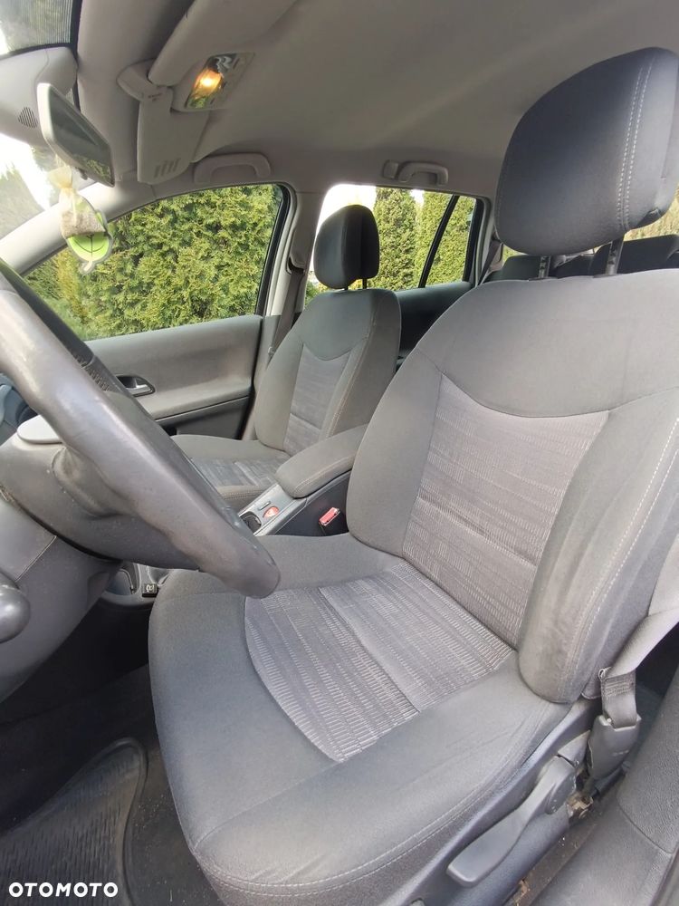 Renault Laguna 2.0 16V 140 Emotion - 13