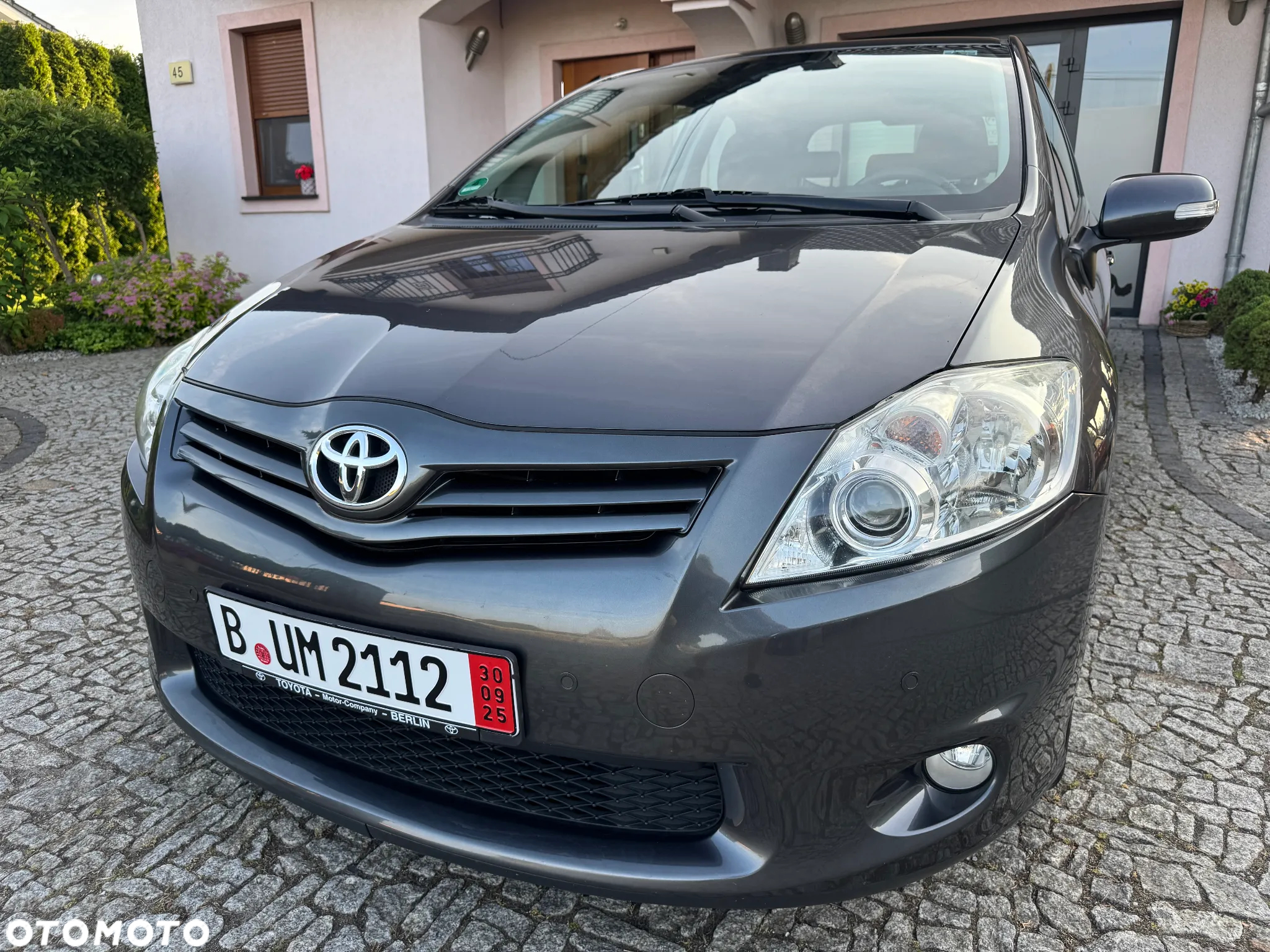 Toyota Auris 1.6 Premium - 13