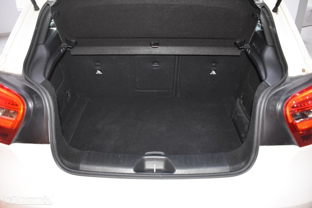 Mercedes-Benz A 180 d Urban - 57