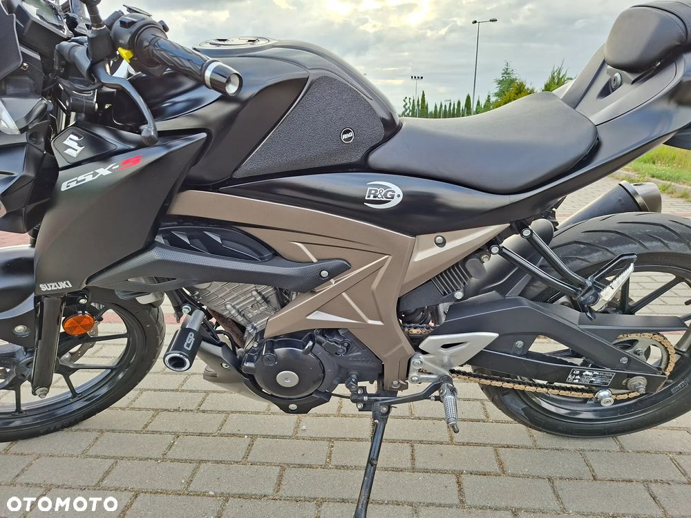 Suzuki GSX - 8