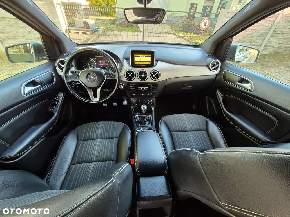 Mercedes-Benz Klasa B 200 BlueEFFICIENCY EDITION 1 - 4