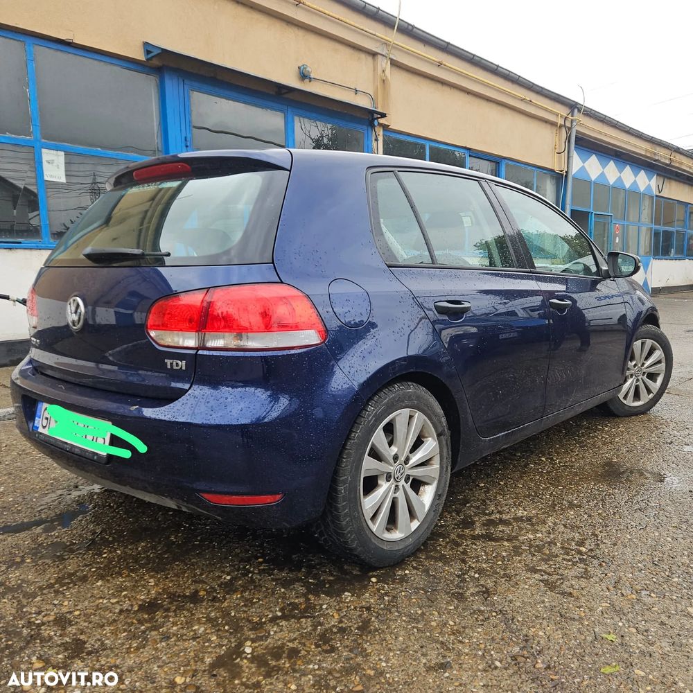 Volkswagen Golf 1.6 TDI DPF Team - 8