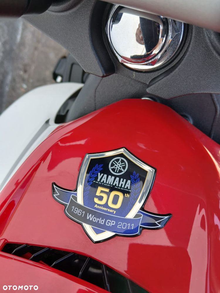 Yamaha FZ8 - 8