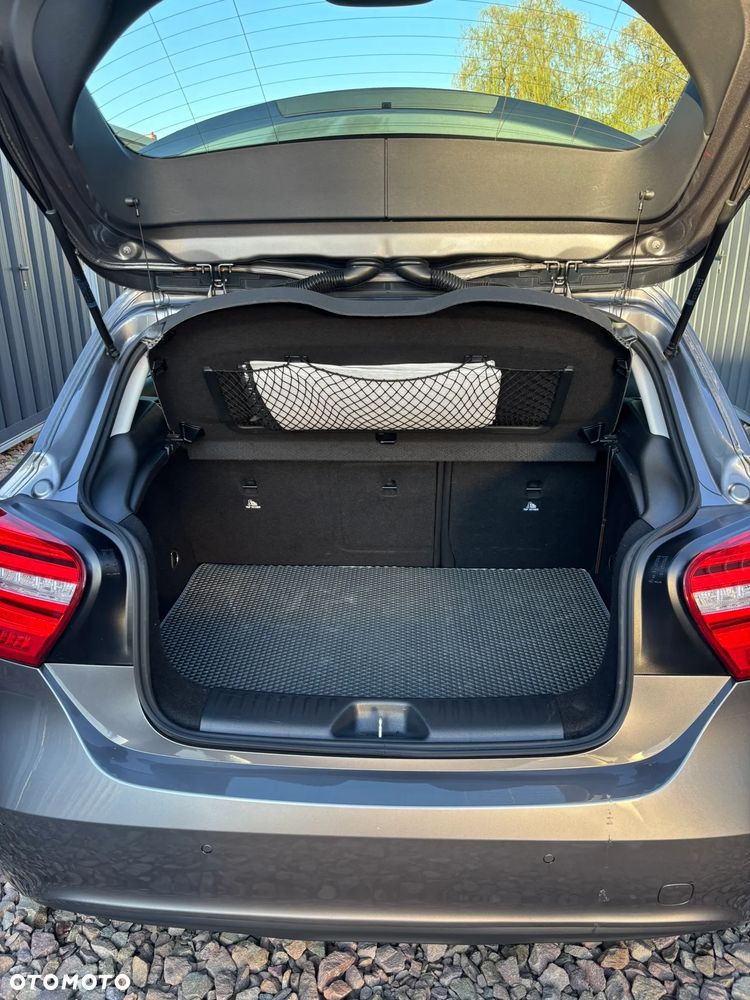 Mercedes-Benz Klasa A 180 (BlueEFFICIENCY) - 7