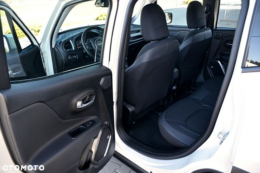 Jeep Renegade - 18