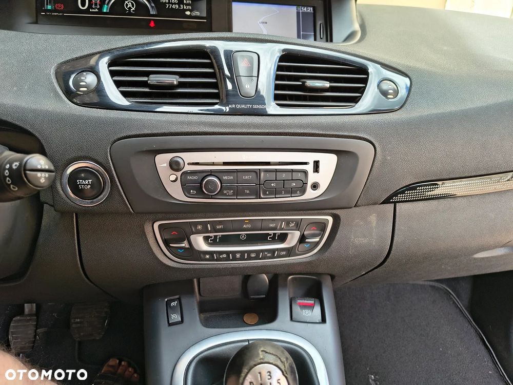 Renault Scenic - 18