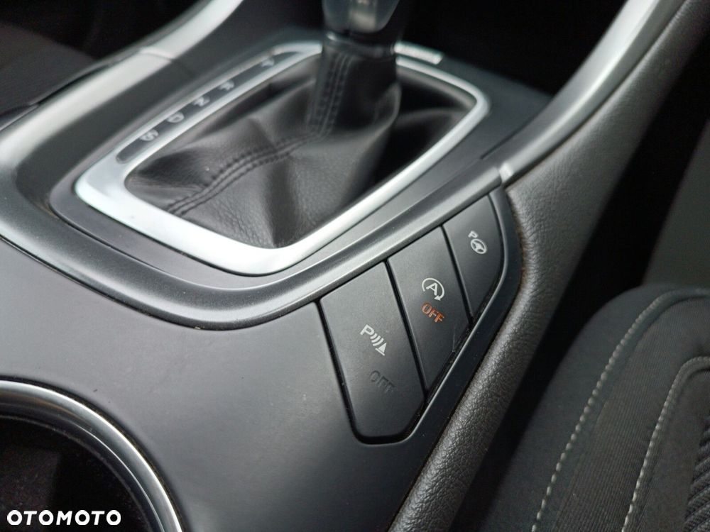 Ford Mondeo 2.0 TDCi Titanium 4WD PowerShift - 32
