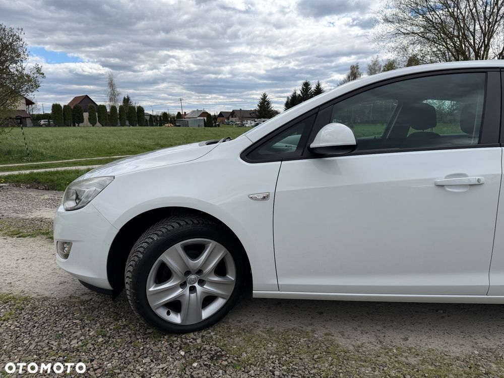 Opel Astra 1.4 Turbo - 15