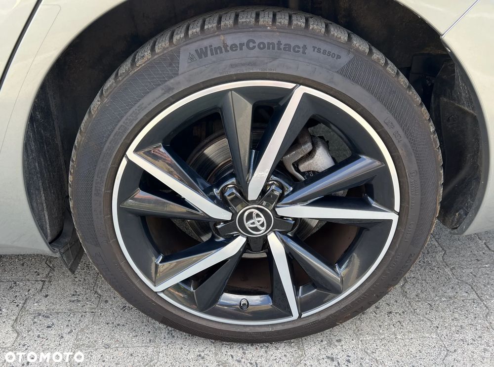 Toyota Auris 1.2 Turbo Edition S+ - 35
