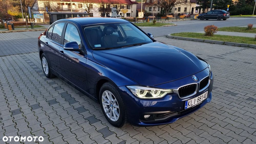 BMW Seria 3 318d Sport Line - 4
