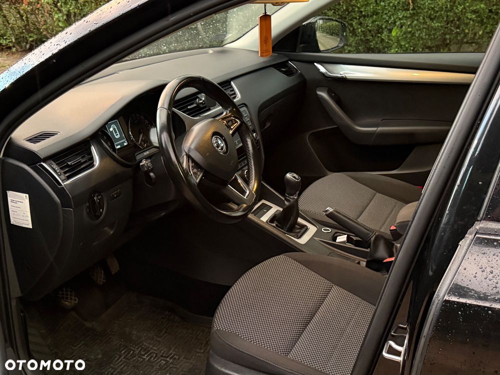 Skoda Octavia 1.6 TDI Ambition - 9