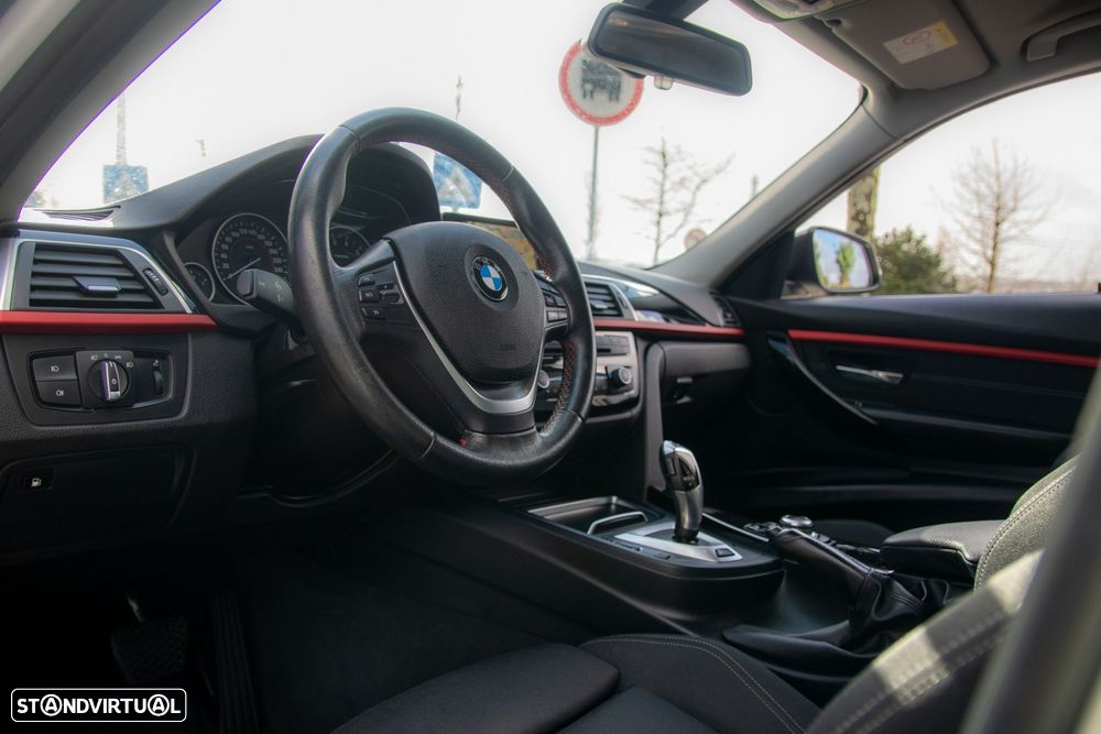 BMW 330 e iPerformance Line Sport - 54