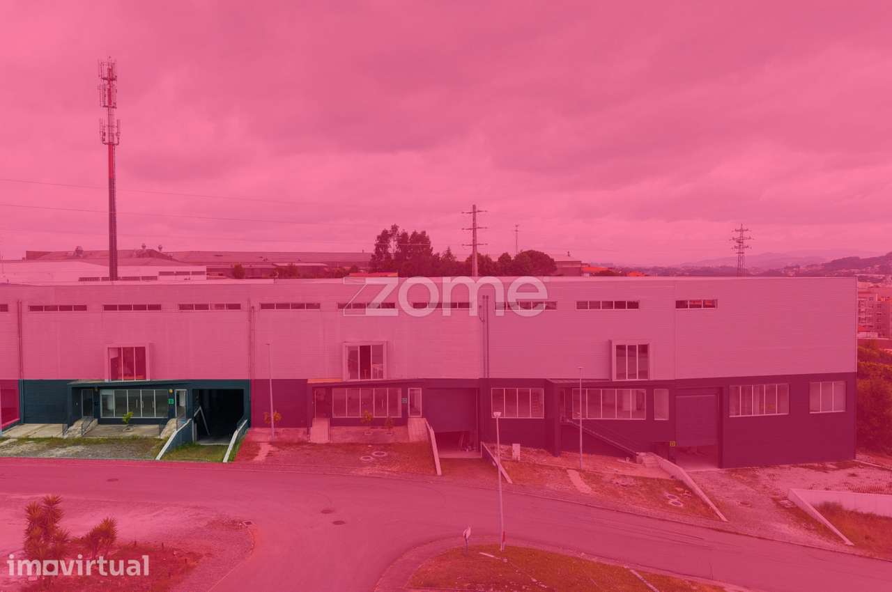 Pavilhão Industrial novo com 867 m² em Santo Tirso - B - Grande imagem: 2/28