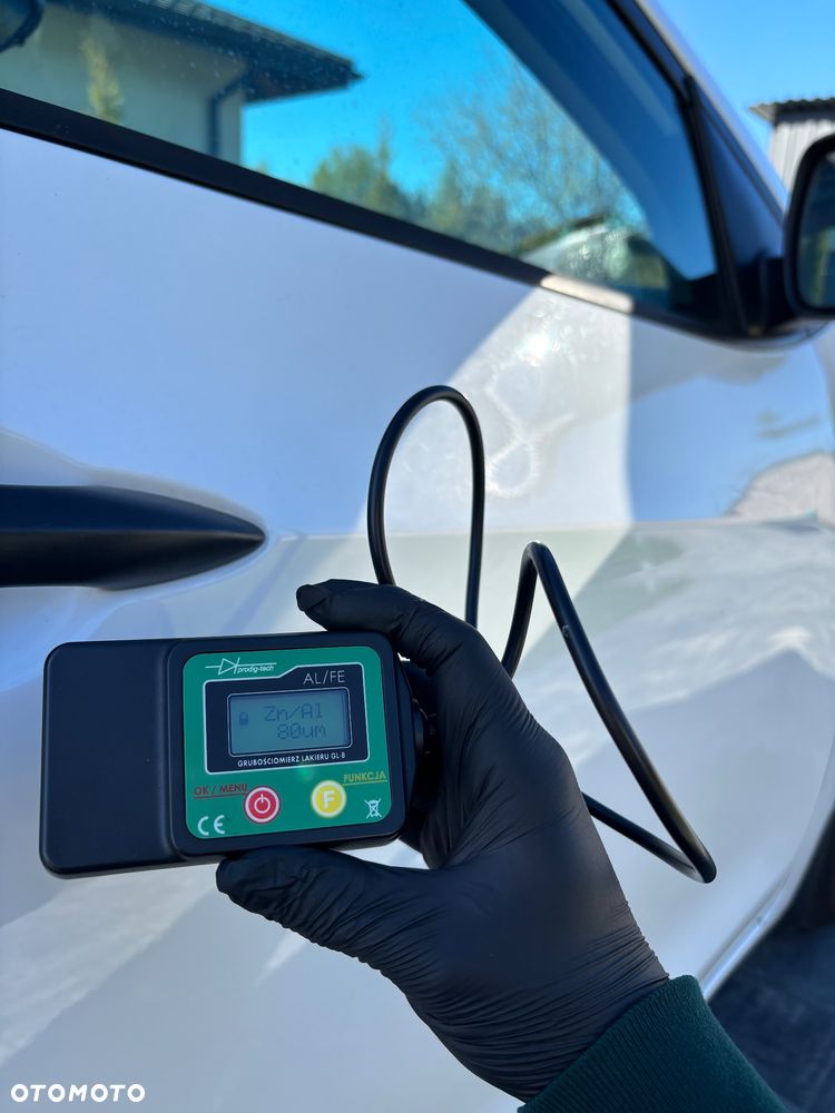 Hyundai i30 1.6 Classic + - 38