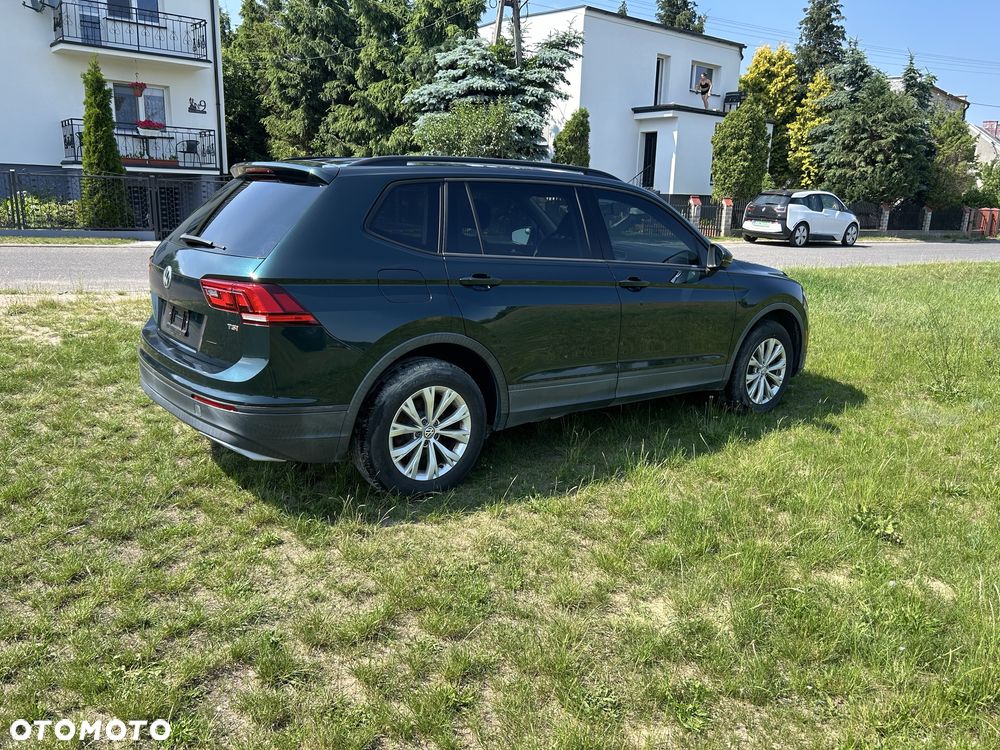 Volkswagen Tiguan - 2
