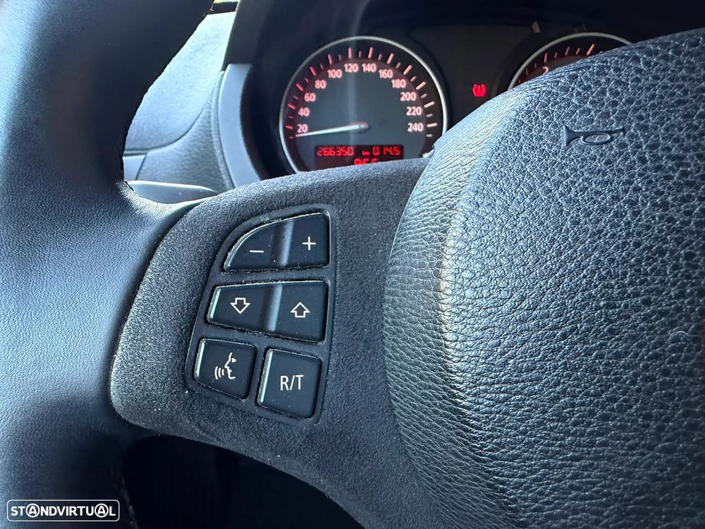 BMW X3 2.0 dA LifeStyle - 13