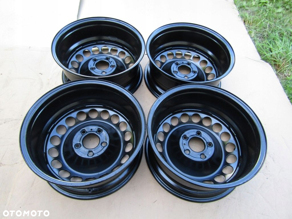 4x Felgi 16 Audi A4 B8 A6 C7 7j 5x112 ET39 / 8K0601027A / NOWE DEMO - 17
