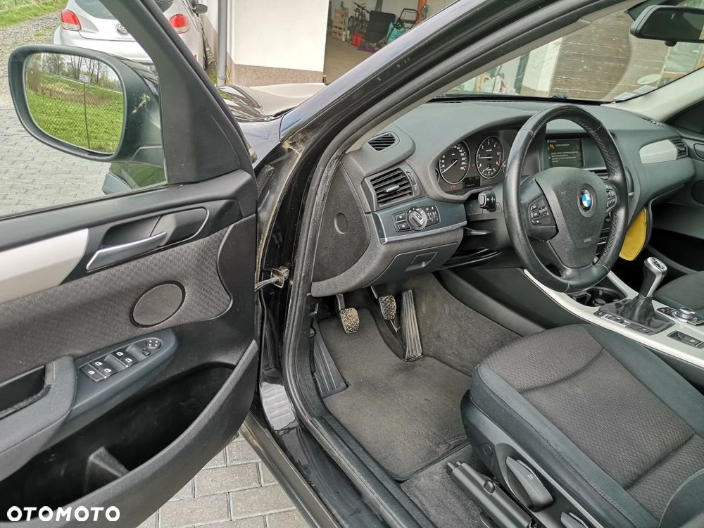 BMW X3 sDrive18d - 22