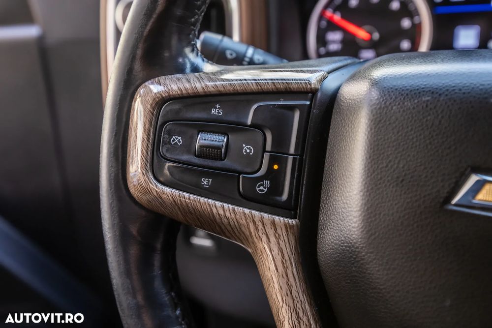 Chevrolet Silverado - 22