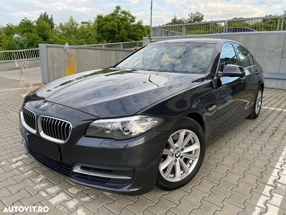 BMW Seria 5 520d Aut. Luxury Line - 2