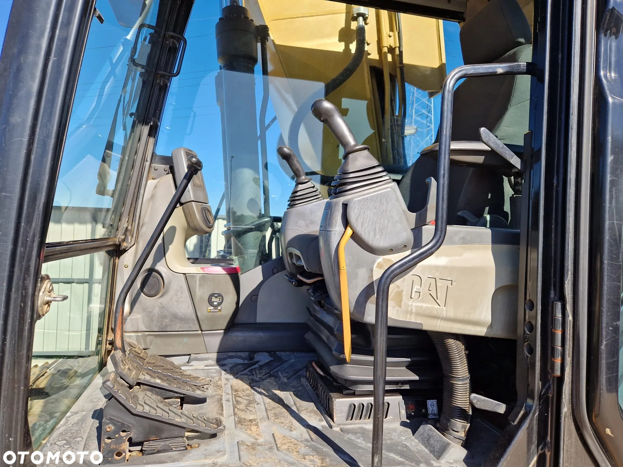 Caterpillar 323 D L * 2011r. * 11 187 mth * - 2