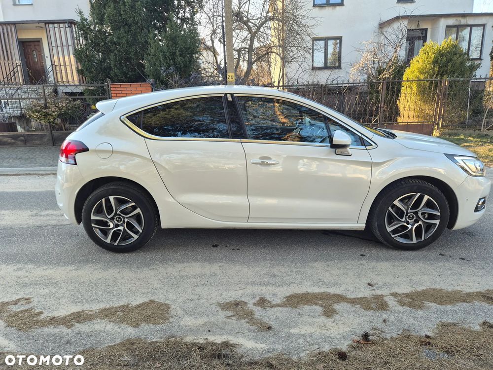 Citroën DS4 THP 165 S&S EAT6 SportChic - 11