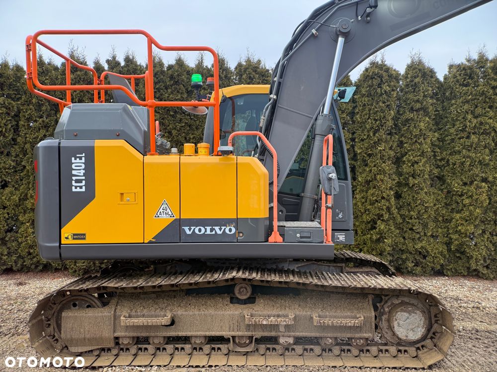 Volvo EC 140 EL - 10