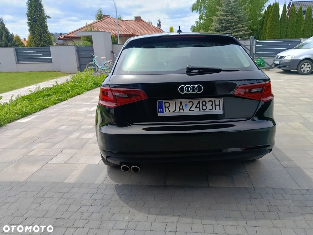 Audi A3 Sportback 2.0 TDI S tronic Attraction - 17